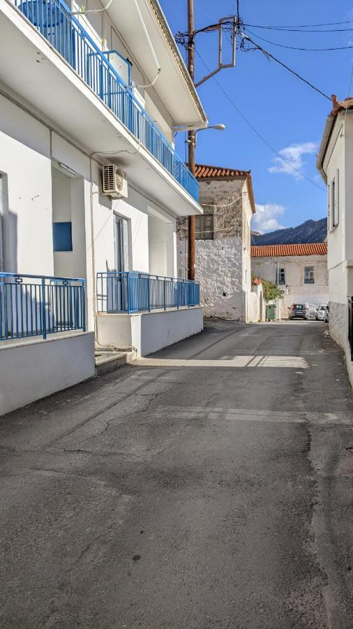 Small House For Holidays Leonidio Exterior photo